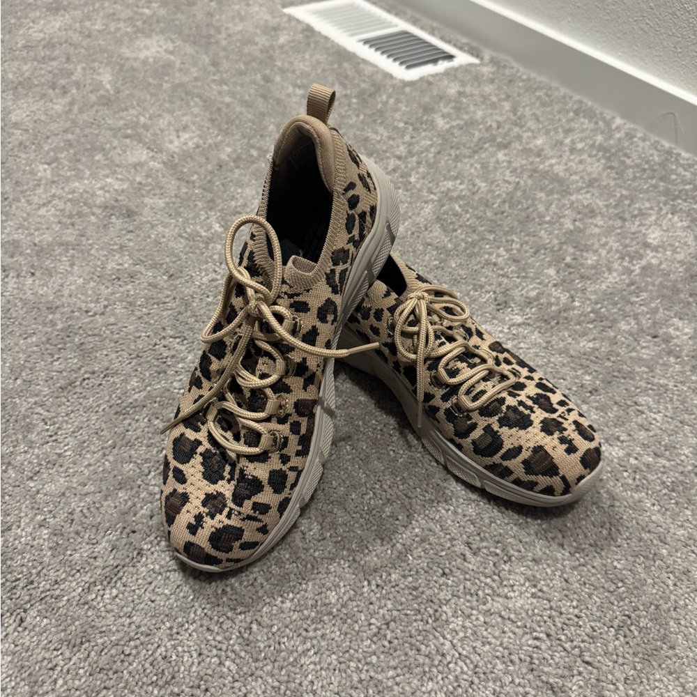 Skechers BOBS women's leopard print slip-on sneakers with Memory Foam insoles